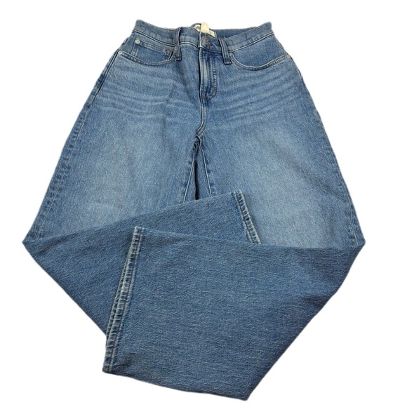 Levi’s Ribcage Straight Blue Jeans Button Fly Size 30 - Picture 1 of 5